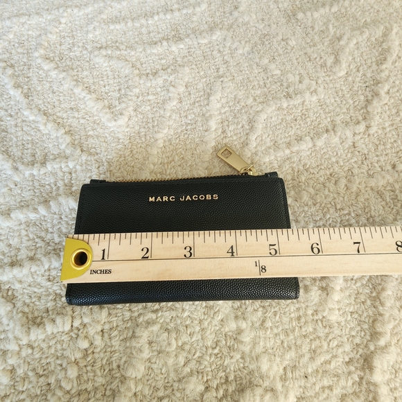 Women Wallet. Marc Jacobs Black Leather Card Holder/Flat Wallet - Picture 9 of 9